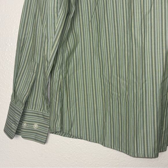 Eddie Bauer button up Woman's size Large 100% Cotton Striped green - Picture 15 of 16